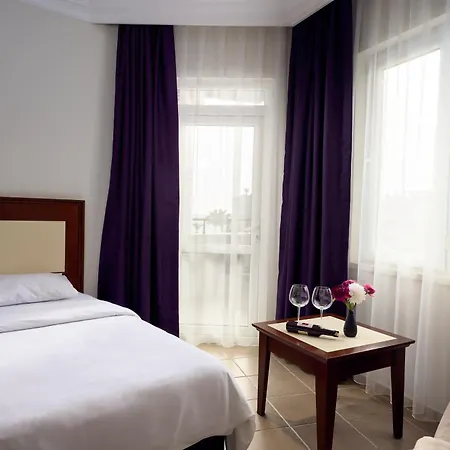 Kaila Hotel 4*